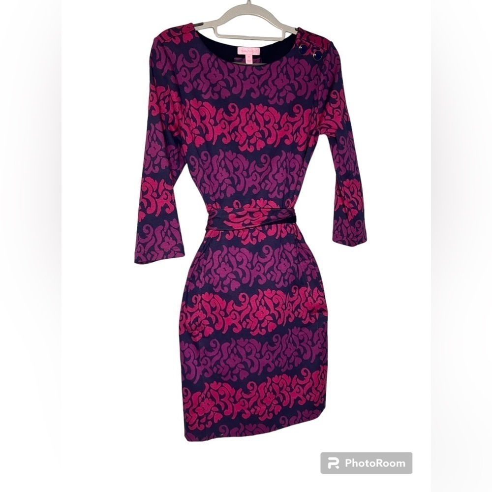 LILLY PULITZER Fleur di‎ Lis Knit Sheath Dress purple and pink patterned preppy
